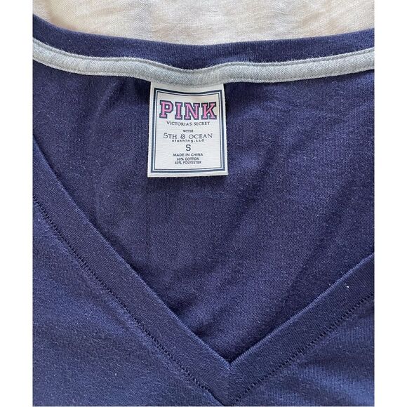 PINK Victoria's Secret MLB T Shirt | NY Yankees Short Sleeves - Picture 9 of 9